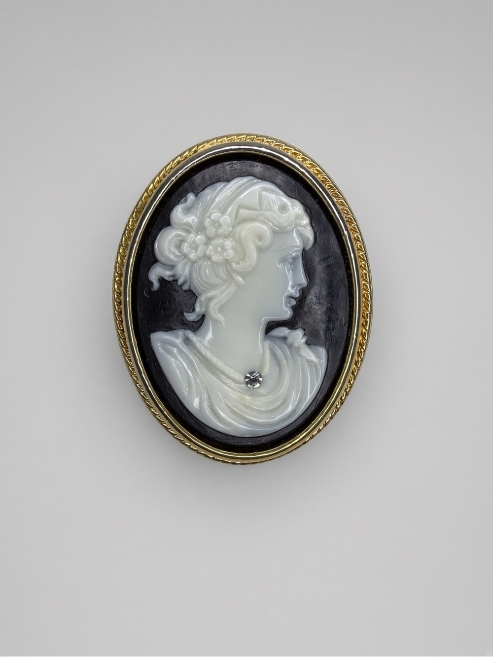 Vintage Avon Black White Cameo Brooch Pendant Gold Tone Rhinestone Signed ©AVON